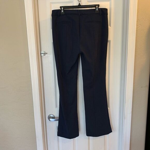 Old Navy Long Pants Navy Color - Picture 4 of 5